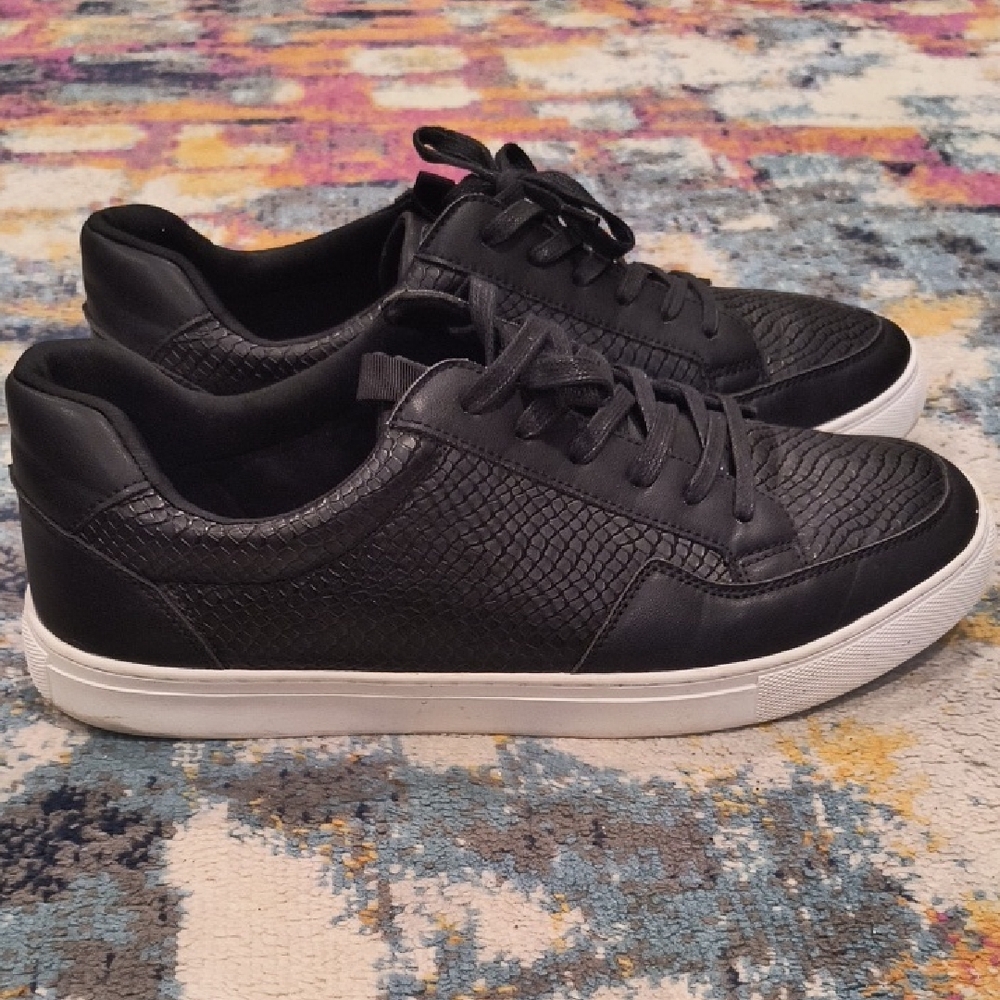 English Laundry Black Textured Sneakers